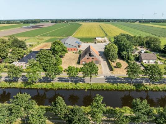 Agrarisch bedrijf Hoofdkanaal OZ 120 Emmer-Compascuum