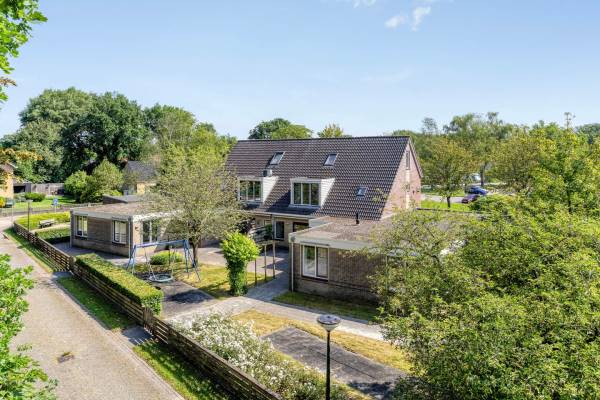 Maatschappelijk vastgoed De Haer 3- 5 Oosterwolde (FR)