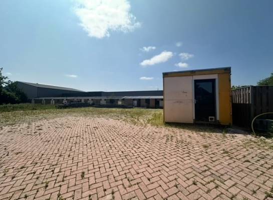 Verhard buitenterrein Zoggelsestraat 19 Heesch