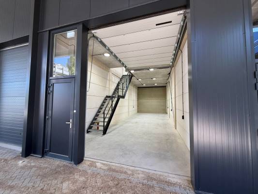 Bedrijfsruimte Oude Apeldoornseweg 45- 038 Apeldoorn