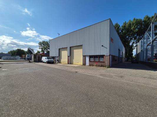 Bedrijfsruimte Rijshaak 26-B Hardinxveld-Giessendam