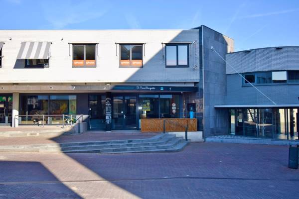 Winkelruimte Veerpromenade 21 Papendrecht