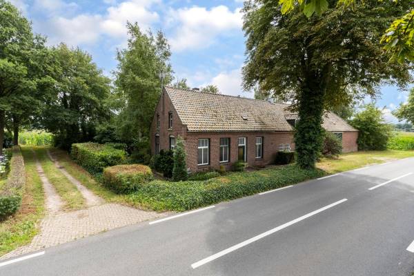 Agrarisch bedrijf Vierlingsbeekseweg 46 Overloon