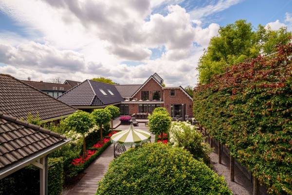 Bedrijfsruimte Zuideinde 89 Oostzaan