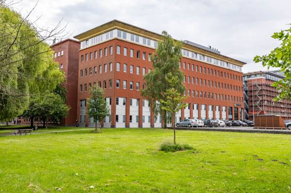 Kantoorruimte Leonard Springerlaan 31 Groningen