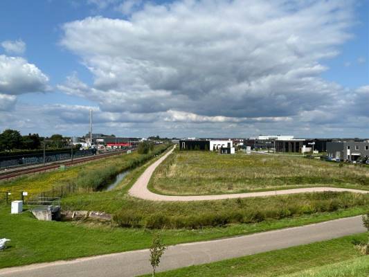 Verhard buitenterrein Industrieweg 8 Elst (GE)
