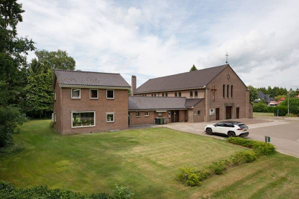 Maatschappelijk vastgoed De Schanswal 2- 4 Emmen