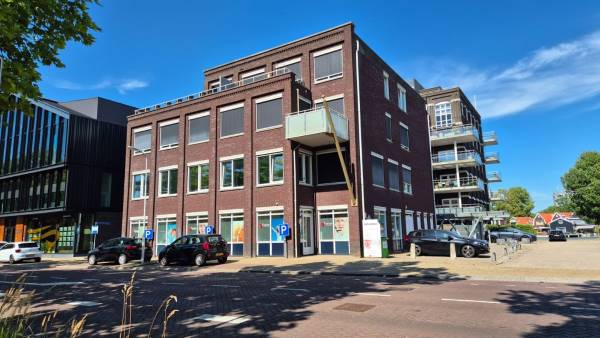 Kantoorruimte Hendrick Rietschoofplein 2 Zaandam