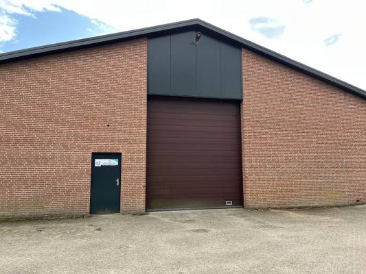 Bedrijfsruimte Dr Moonsweg 5 Beers