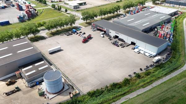 Bedrijfsruimte Oostelijke Randweg 12 Moerdijk