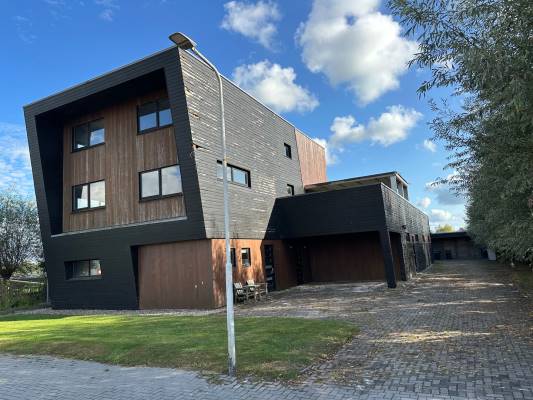 Bedrijfsruimte Hayemaweg 4 Kollum