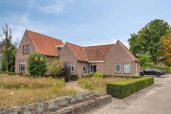 Bedrijfsruimte Monseigneur Berkvensstraat 75 Liessel