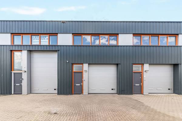 Bedrijfsruimte Westeinde 136 Oostzaan