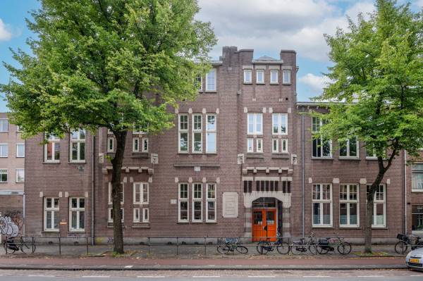 Maatschappelijk vastgoed Zeeburgerdijk 84 Amsterdam
