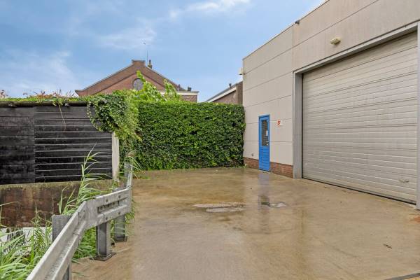 Bedrijfsruimte Esdoornstraat 17 Driebruggen