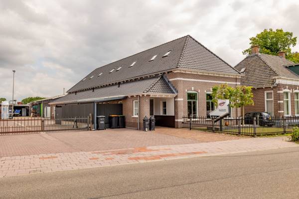 Bedrijfsruimte Dorpsstraat 78 Koekange