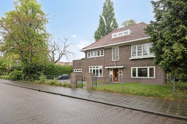 Maatschappelijk vastgoed Boerhaavestraat 40 Tilburg