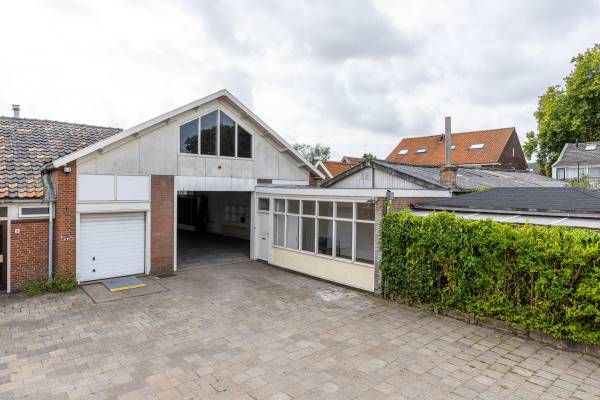 Bedrijfsruimte Parklaan 134 Sassenheim