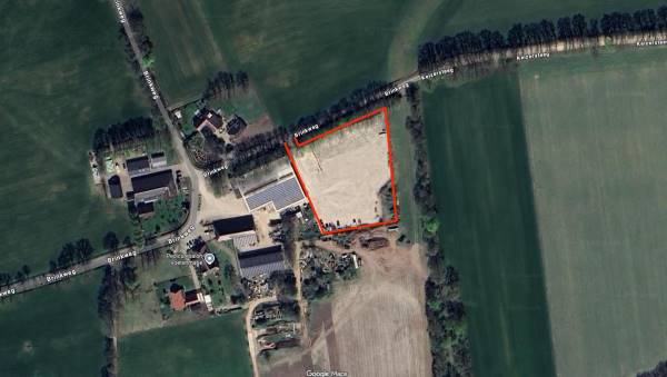 Verhard buitenterrein Brinkweg 36 Dalfsen