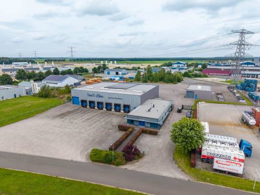 Bedrijfsruimte Ambachtsweg 6 Ter Apelkanaal
