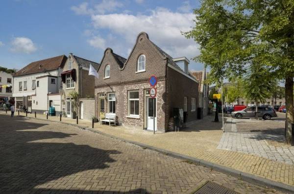 Winkelruimte Varkensmarkt 8 Schoonhoven