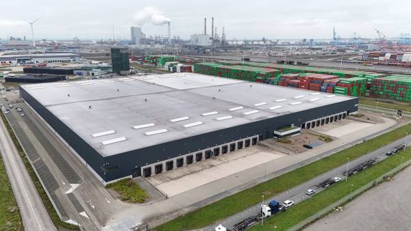 Bedrijfsruimte Koerilenstraat 9 Maasvlakte Rotterdam