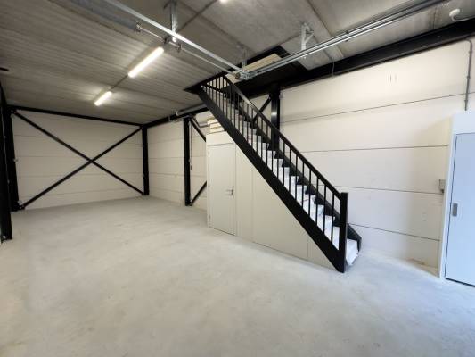 Bedrijfsruimte Klovenier 11- 4 Veenendaal