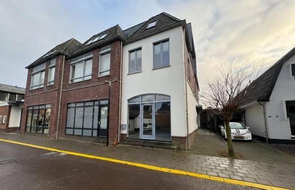 Winkelruimte Postlaantje 1-J Ermelo