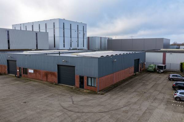 Bedrijfsruimte Vossenbeemd 107-B Helmond