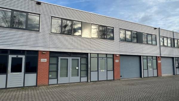 Bedrijfsruimte Neutronenlaan 76 Uden