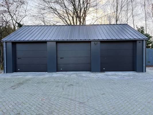 Bedrijfsruimte Bazeldijk 18 Meerkerk