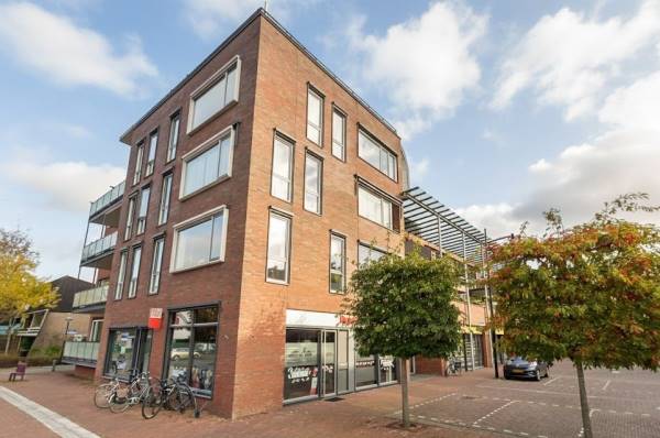 Winkelruimte Markt 1 Wijk en Aalburg