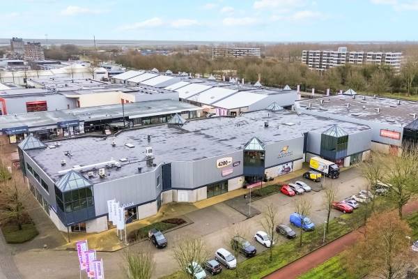 Winkelruimte Ravelijncenter 2-B Den Helder