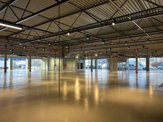 Bedrijfsruimte Kamerlingh Onnesweg 24 Barendrecht