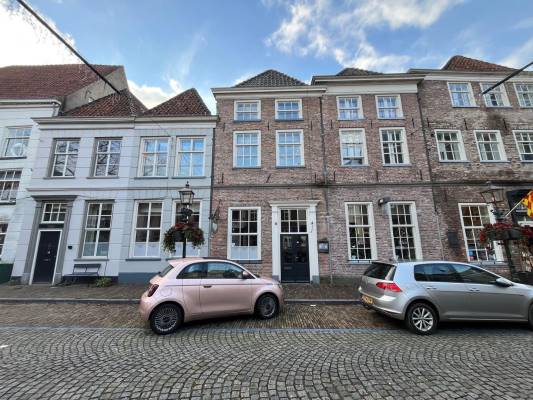 Kantoorruimte Markt 9- 11 Grave