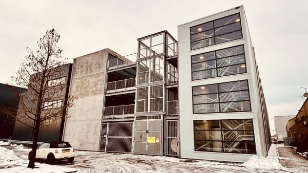 Bedrijfsruimte Conservenweg 75-U 38 Roelofarendsveen