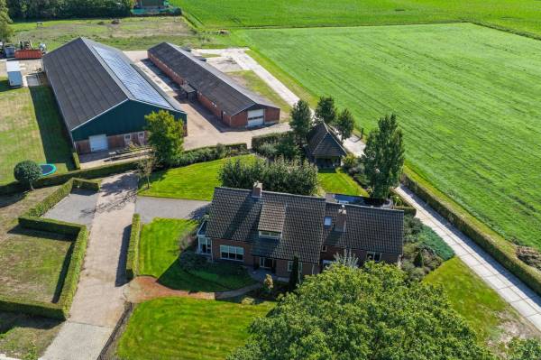 Agrarisch bedrijf Herselseweg 40 Lierop