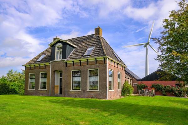 Agrarisch bedrijf Brongersmaweg 2 Kollum