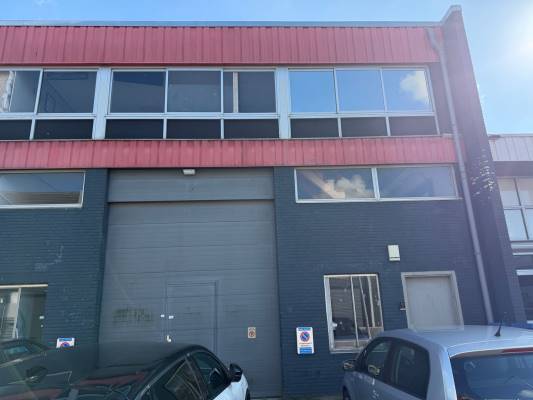 Bedrijfsruimte Eemmeerlaan 3 Weesp