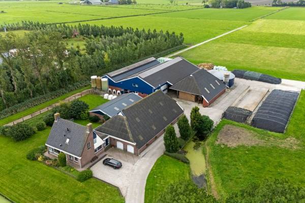 Agrarisch bedrijf Wolddijk 13 Sint Annen