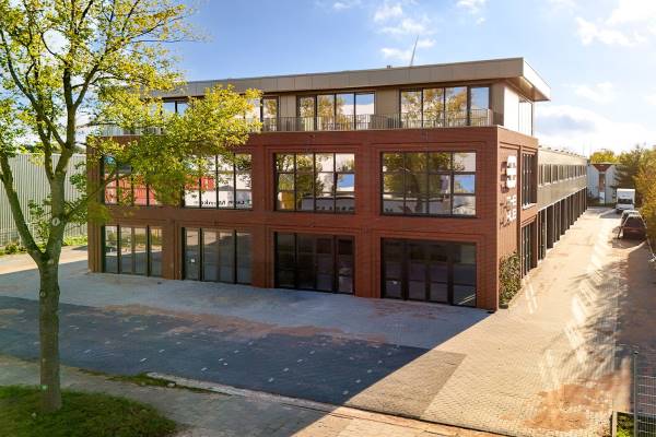 Bedrijfsruimte Koperstraat 19- 18 Zoetermeer