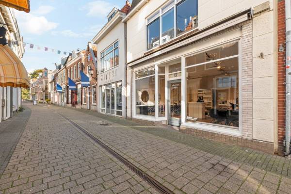 Winkelruimte Slijkstraat 33 Weesp