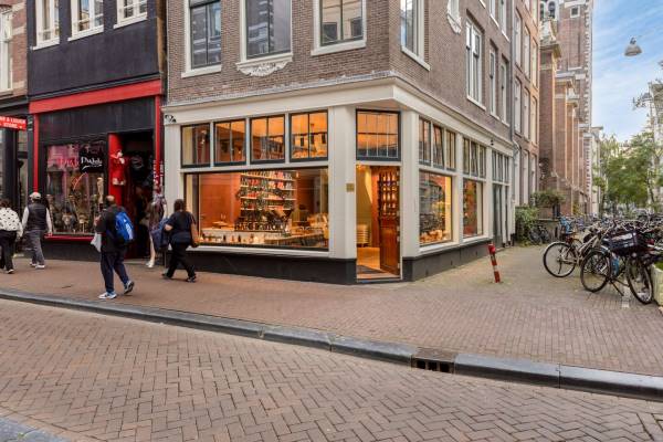 Winkelruimte Nieuwe Hoogstraat 20 Amsterdam