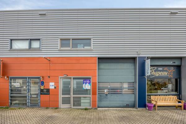 Bedrijfsruimte Aresstraat 11- 09 Tilburg
