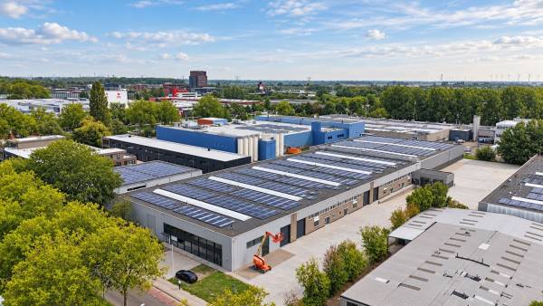 Bedrijfsruimte Bessemerstraat 6- 10 Dordrecht