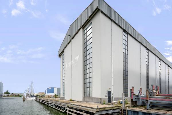 Bedrijfsruimte Strânwei 30 Makkum
