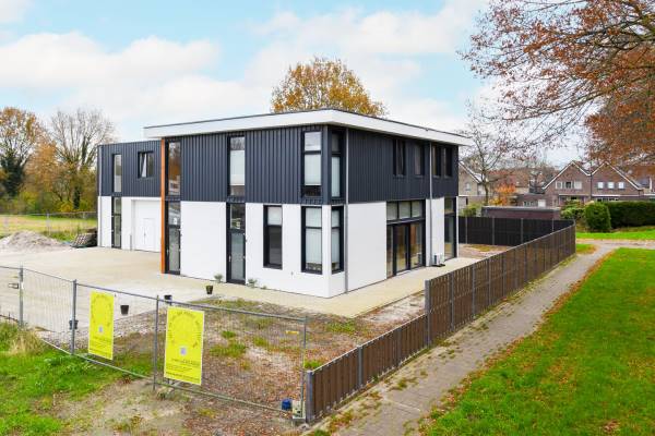 Bedrijfsruimte Gezelweg 2 Zeewolde