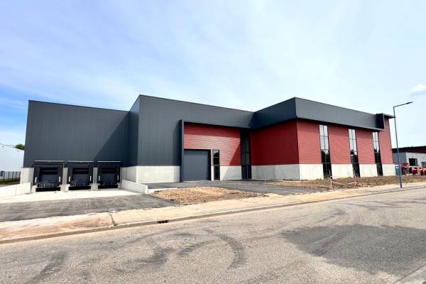 Bedrijfsruimte Biezenwei 4 Tiel