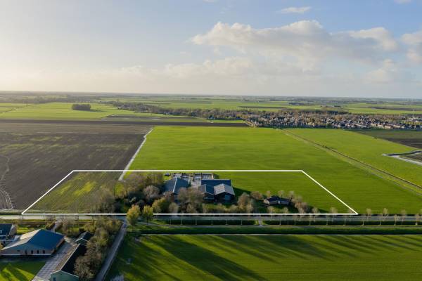 Agrarisch bedrijf Heemraad Witweg 20a en 22 Oostwoud