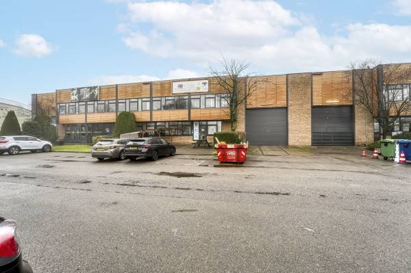 Bedrijfsruimte Veerpolder 8 Warmond